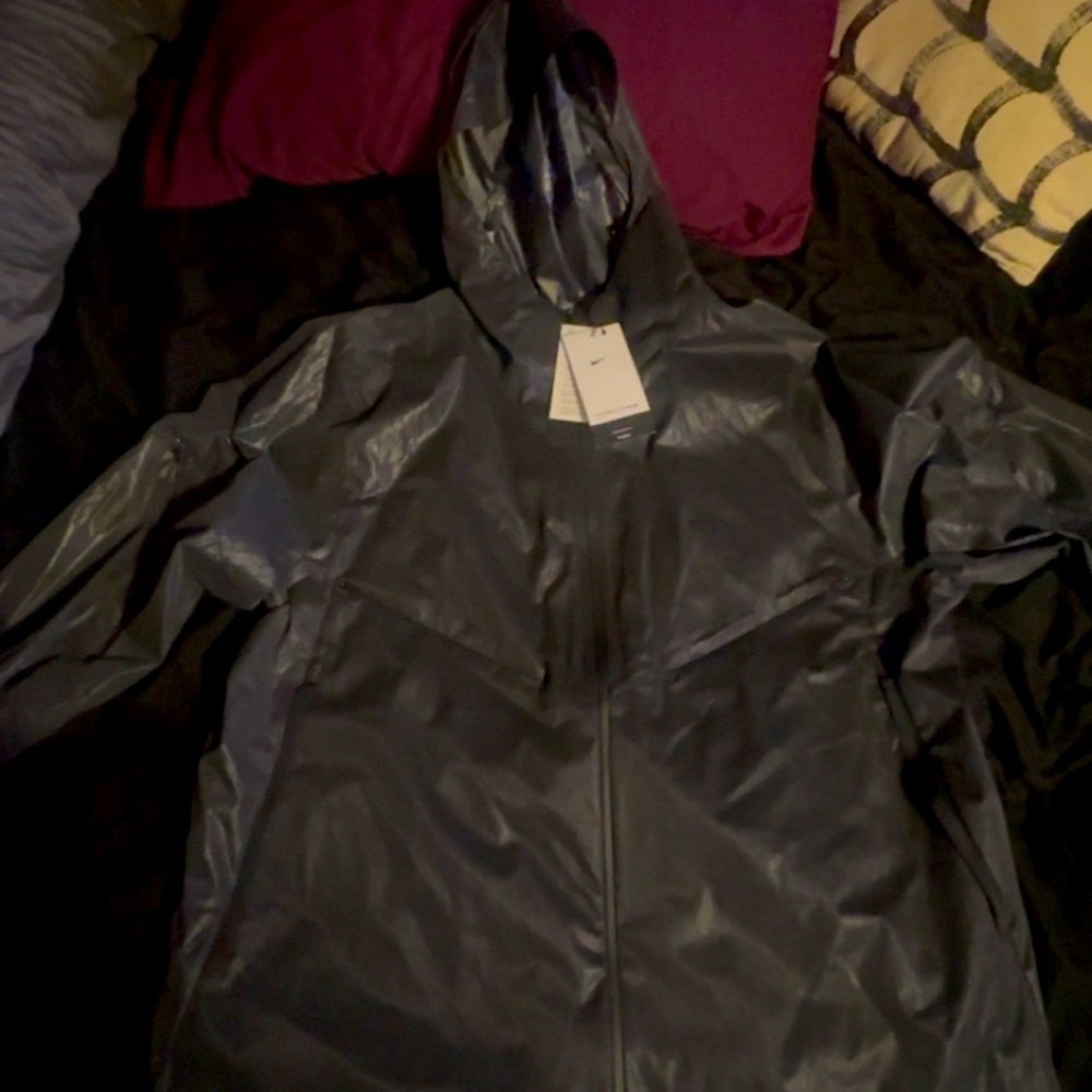 Nike Men's Storm-FIT ADV  REFLECTIVE Run Division Running Jacket Size LG W/ Vest